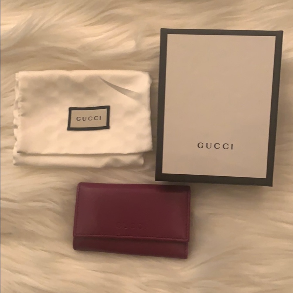 GUCCI Authentic Leather Key Holder